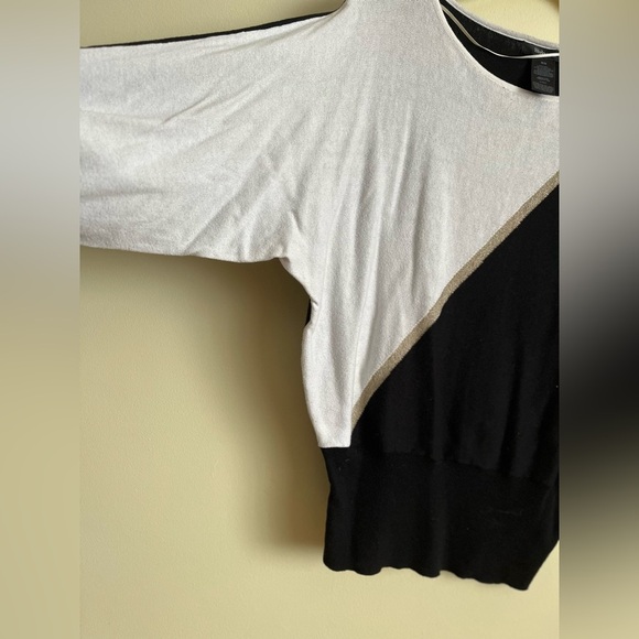 Beautiful black and white top from Style & Co! - Picture 4 of 7